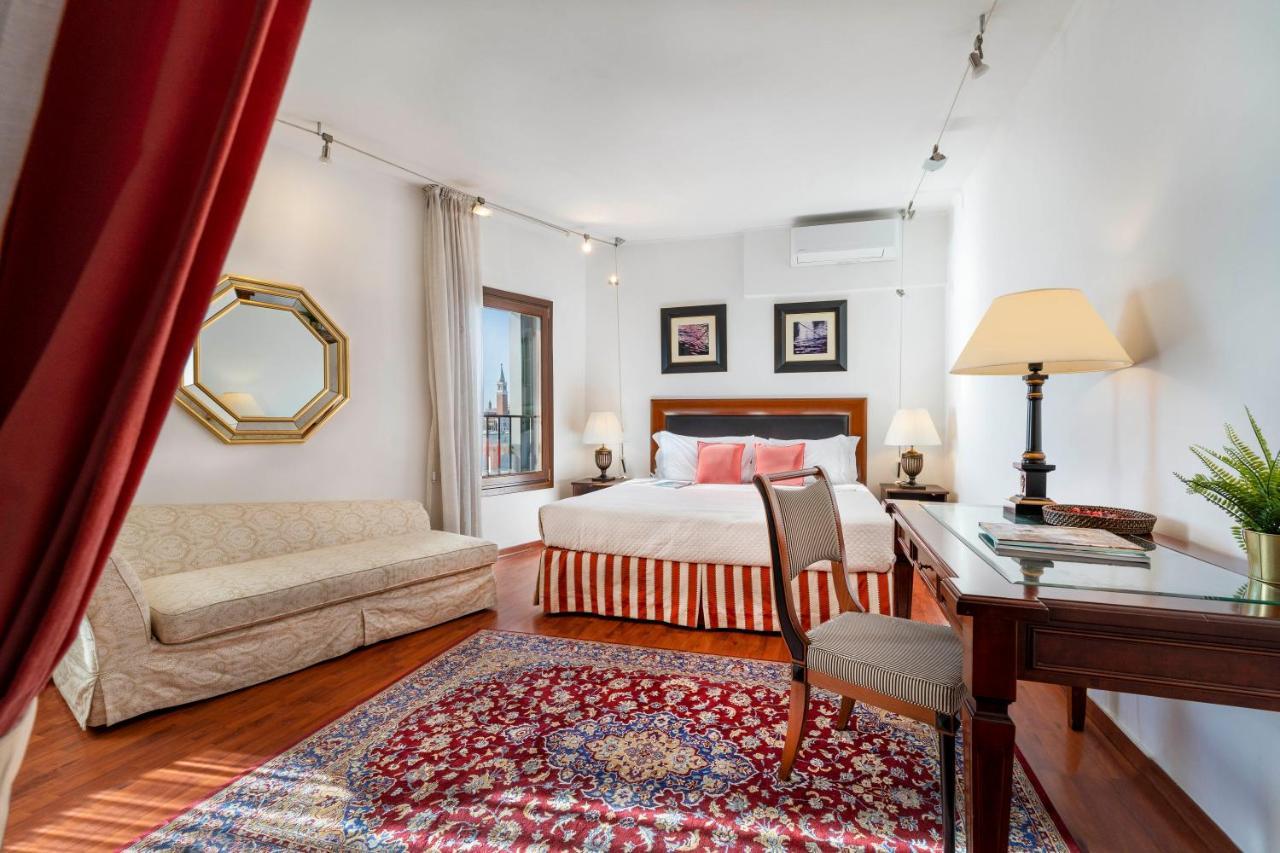 Fenix Turandot Suite Venedig Exteriör bild